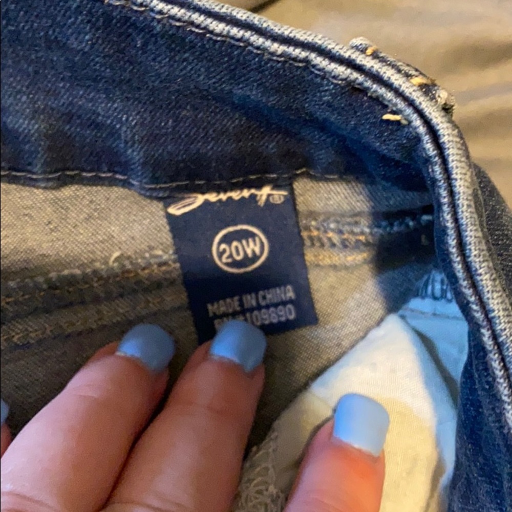 Jeans - Picture 2 of 8